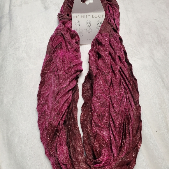 Infinity Loop Scarf & Neck Accessory - Picture 2 of 10
